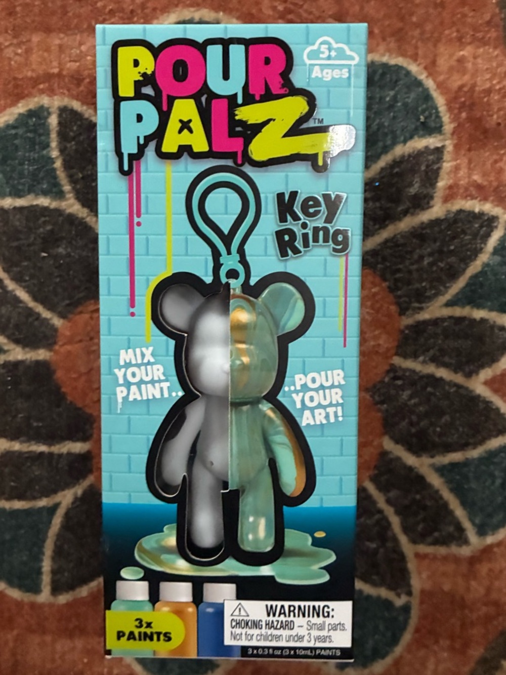 Pour Palz Customizable Paint a Bear Key Ring